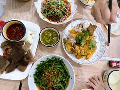 -洪霞餐馆