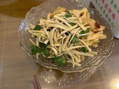 -鲁南仔·滕州炒鸡(经三路店)