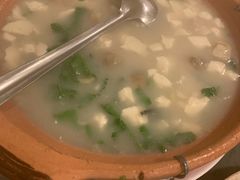 豆腐鱼头汤-紫金食坊(江南西路店)