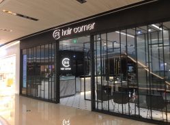 -HAIR CORNER