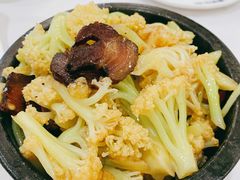 石锅酱肉有机花菜-新名仕新白玉兰餐厅