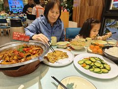 -缘福乡村铁锅炖民宿(八达岭店)