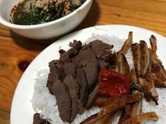 -乔岩保应烧烤店