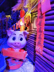-圣名游乐城冰雪大世界