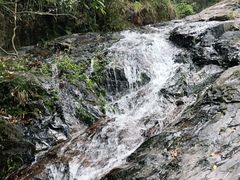 -南昆山川龙瀑布
