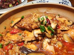 南岳豆腐煲-吃香喝辣·地道衡东菜(南岳大庙店)