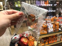 -VENCHI 闻绮(北京国贸商城店)