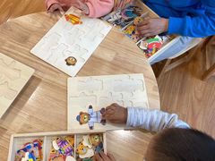 -抱抱熊托育中心(大悦城店)