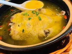 农家土鸡煲-WILDS 野有食(碧坞店)