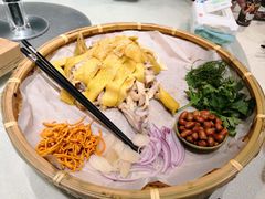-花溪雨·森林餐厅(石基店)
