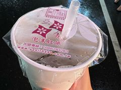 -六合夜市