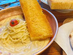 -I HOLIC艾豪丽披萨(KKone店)