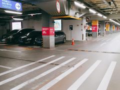 -宜家家居（上海徐汇商场店）-停车场