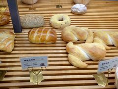 -焙丽拾光(麦凯乐直营店)