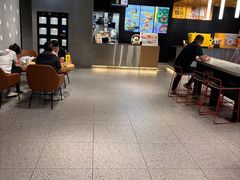 -麦当劳(南京路2店)