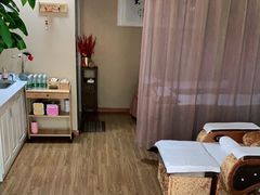 -耳语轻风专业采耳馆(古北花世界商业广场店)