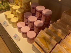零售区-好利来(鲁谷店)
