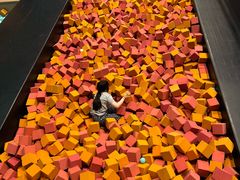 -极限PLAY运动娱乐新世界·团建派对潮玩休闲馆·室内蹦极高空游乐园