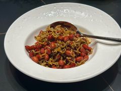 -鞍山大白鲨美食酒店