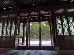 -汇龙潭