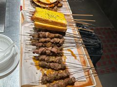 -绿地三只羊羊肉串(万科店)
