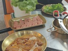 -胡悦里韩式烤肉(芝罘万达广场店)