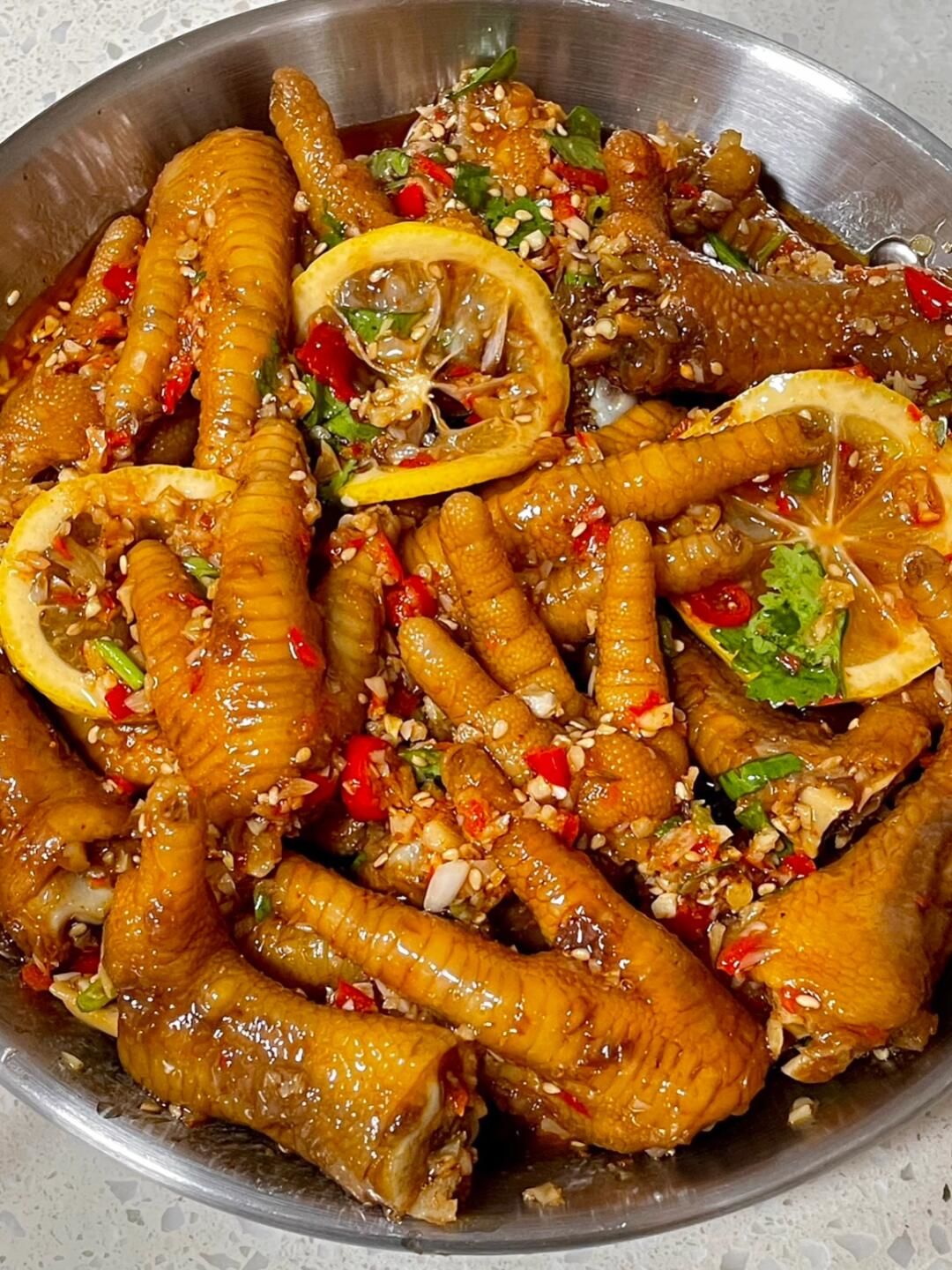 泡椒鸡爪辣出新高度