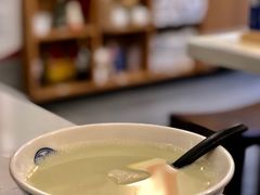-李与白包子铺(桐梓林店)