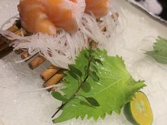 -山川小町·极番烧肉(新地假日广场店)