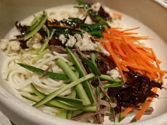 鸡丝凉米线-云海肴·汽锅鸡·云南菜(天山百盛优客店)