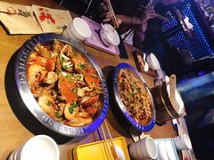 -胖哥俩肉蟹煲(湖滨银泰in77店)