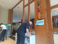 -黔蘑菇四季餐厅(观山湖店)