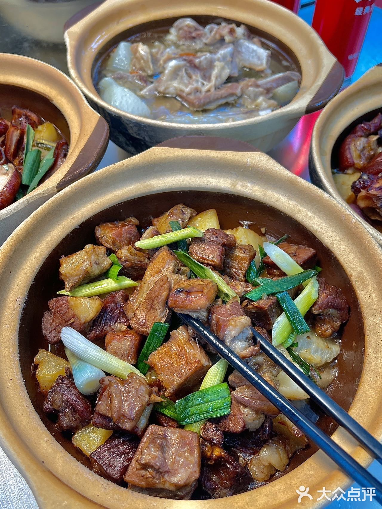 今日份牛排煲来一锅