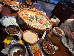 -包整·丝娃娃(一览甲秀楼风景店)