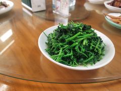 -芦茨金富饭庄·25年老字号·专做稻草鸡
