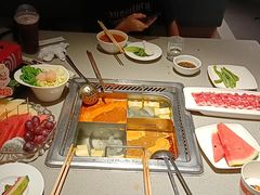 -海底捞火锅(奥体南路店)