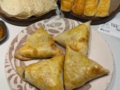 -清真·卡德尔大叔新疆主题餐厅(龙汇路店)
