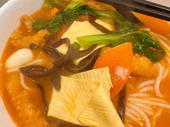 -蒙自源米线大王(花园城商场店)