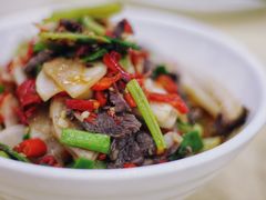 酸辣牛肉-红色湘菜馆(春风店)