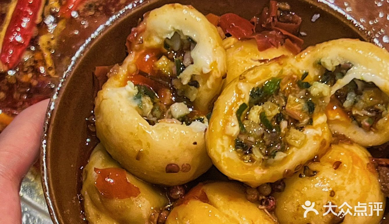 蜀教主 单程2小时都拦不住我下班去吃这口