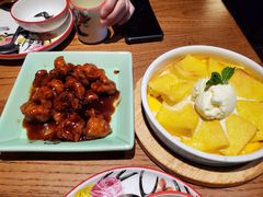 -新白鹿餐厅(银泰西湖文化广场店)