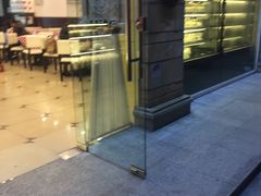 -红宝石·鲜奶小方·海派西点房(南丹店)
