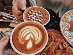 卡布奇诺咖啡-Alimentari早午餐(安福路店)