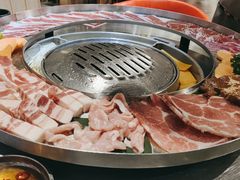 -哈哈碳都·牛肋条无限自助烤肉(台江万达店)