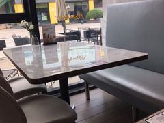 -必胜客(武汉欢乐谷店)