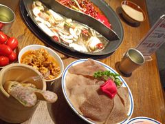 -萍姐火锅·公路夜市(武汉首店)