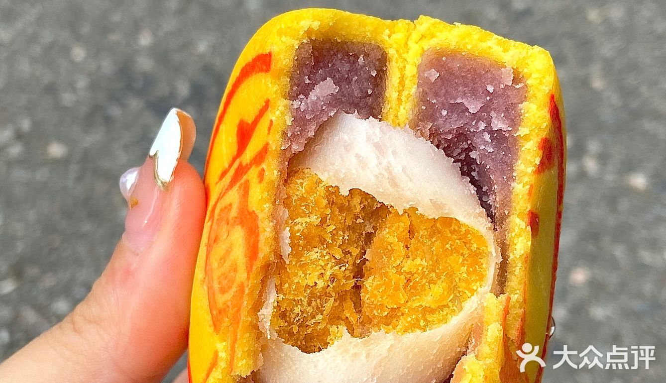 离开长沙前一定要带走的手红月饼🥮