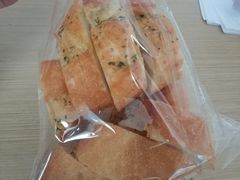 蒜香法棍-山下面包坊(湖滨店)