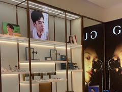 -J-Optical佳视明眼镜·蔡司视觉(青岛金茂览秀城店)