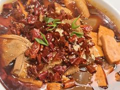 重庆毛血旺-四季餐厅·新津菜(环湖中路店)
